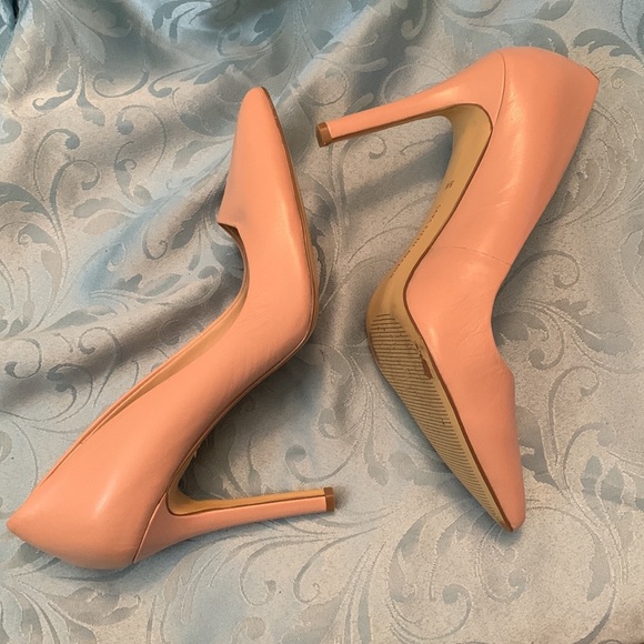 Saks Fifth Avenue Leather Pumps - Picture 4 of 9